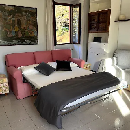 5 Min Walk To - 3 Baths, 3 Bedrooms, 9 Guests 아파트
